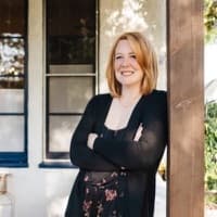 Carissa Holsted headshot